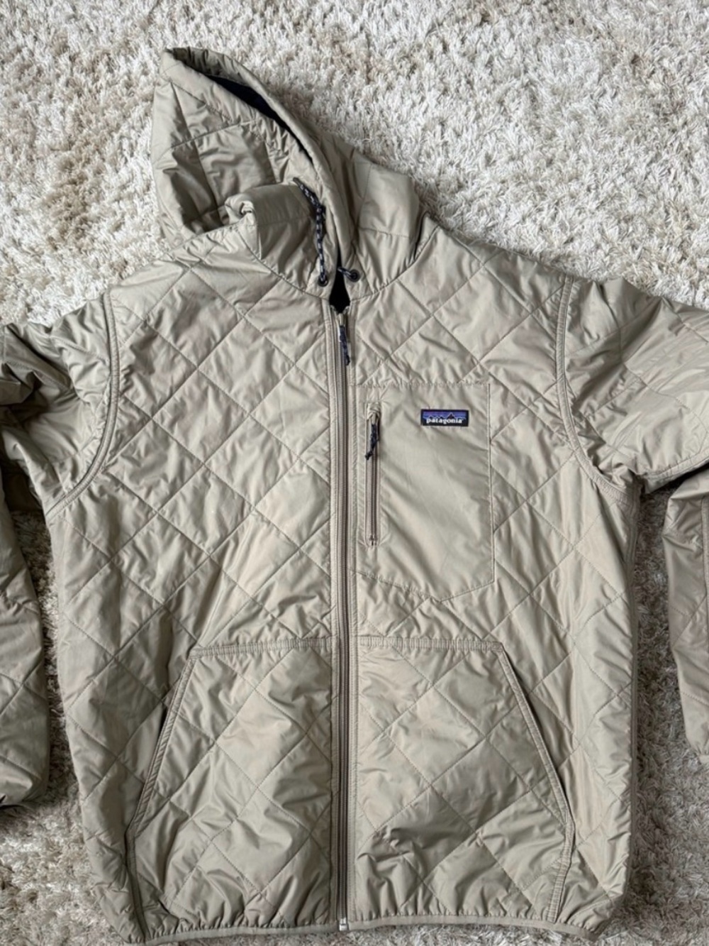 Men’s Patagonia jacket, relisted